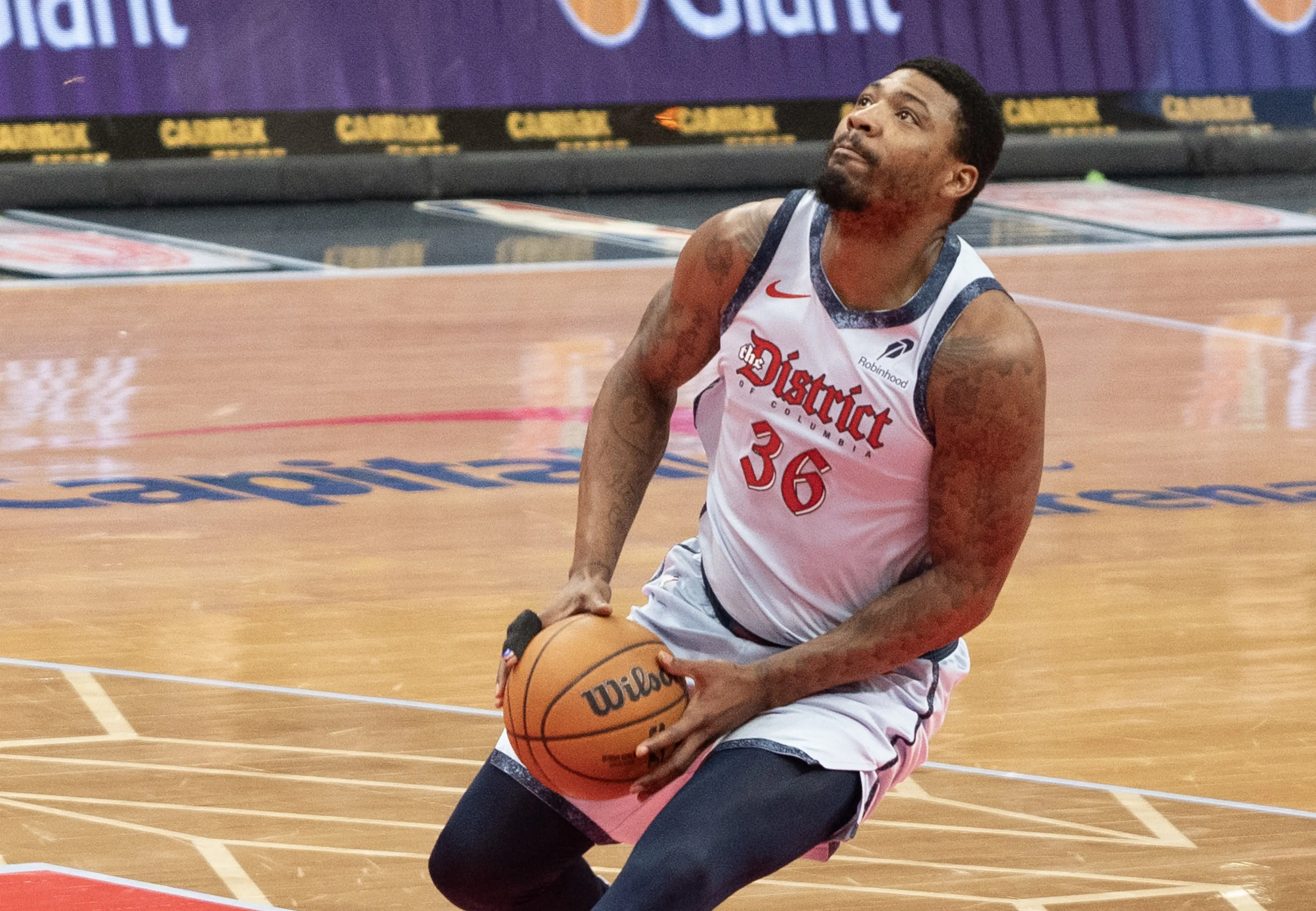 湖人得以签, amp, BA休赛期 湖人得以签, amp, BA休赛期