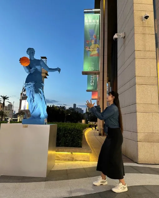 qG, qJiY, gsBvV qG, qJiY, gsBvV